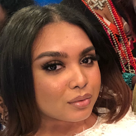 Meet your Posher, Nona - Picture 1 of 1